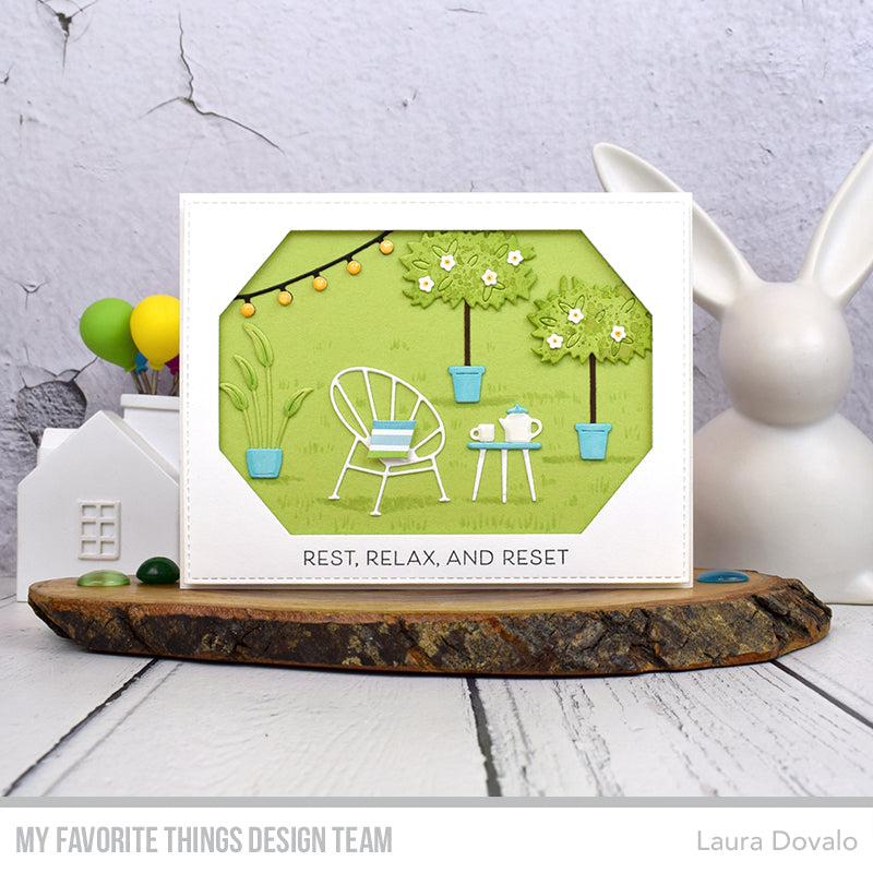 Outdoor Décor Die-namics – MFT Stamps